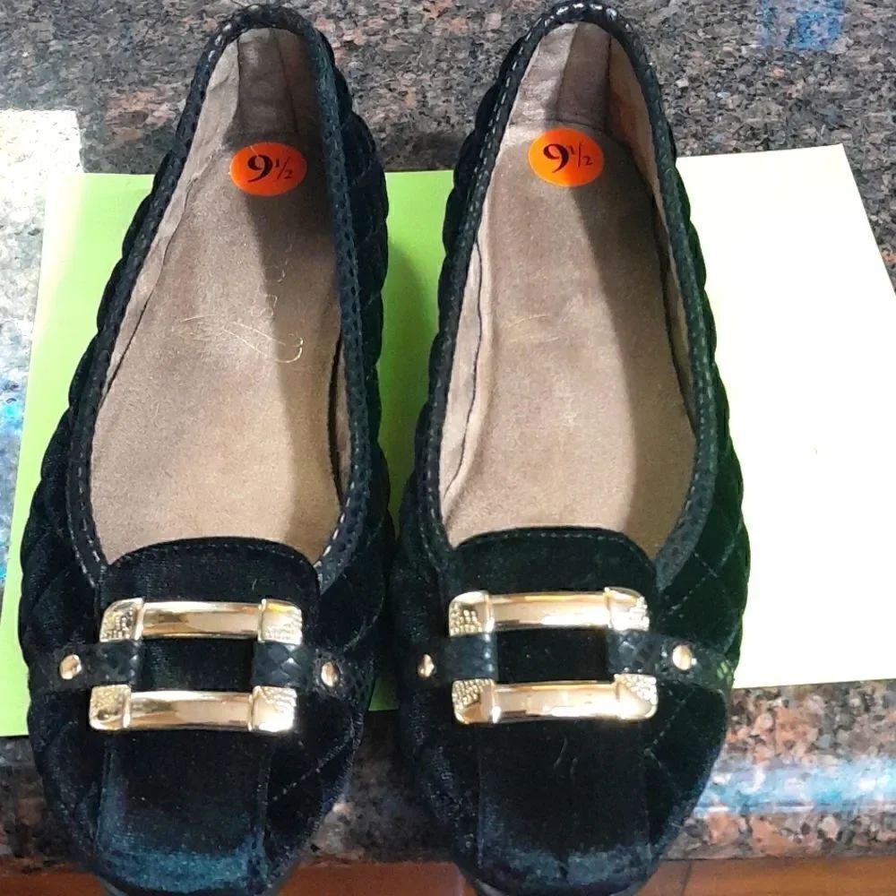 Aerosoles Quilted Ballet Flats...Size 9.5...NEW...(SEE Description)....